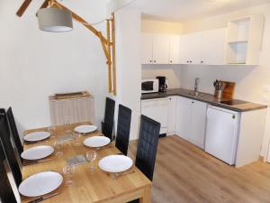 Apartment La Borgia A- B- C-10 by Interhome