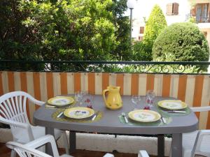 Appartements Apartment Provence Village-1 by Interhome : photos des chambres