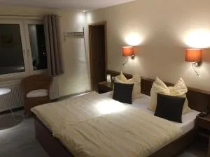 Neumanns Waldschänke - 索尔陶 Neumanns Waldschänke - 索尔陶