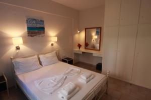Corfu Glyfada Menigos Beach Apartments Corfu Greece