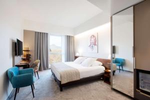 Best Western Plus Hotel Restaurant Les Humanistes proche Route des Vins