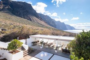 Villa Punta de Teno - Exclusive Sustainable Retreat