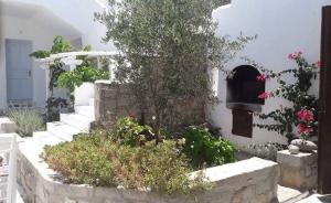 Thalassitra Village Hotel Milos Greece