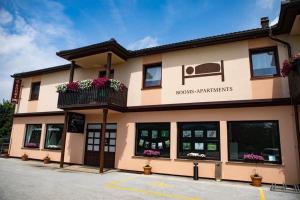 Apartments-rooms Vogrinec