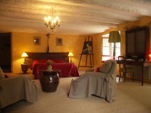 B&B / Chambres d'hotes Domaine du Peyron : photos des chambres