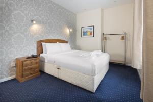 Lobster Hall - Room Only