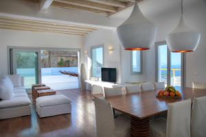 VILLA ZEUS- AMAZING AEGEAN VIEW with Private Pool Myconos Greece