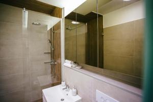 Briana Luxury Studio