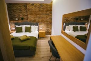 Briana Luxury Studio