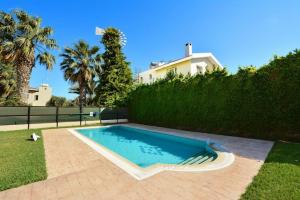 Villa Daryah Sirina Bay