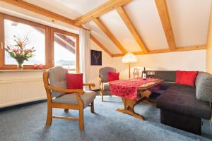 "Haus Alpenblick" - Annehmlichkeiten von 4-Sterne Familien-und Wellnesshotel Viktoria können mitbenutzt werden