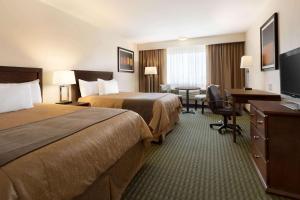 Travelodge Hotel by Wyndham Weyburn