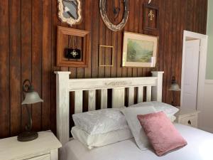 Hillview Cottages