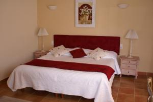 B&B / Chambres d'hotes Les Romarins : photos des chambres