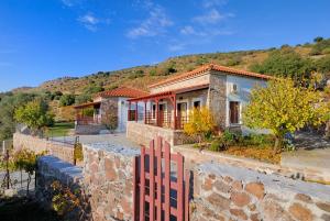 Troyan Hill Apartments Lesvos Greece