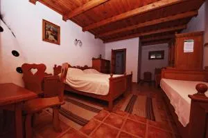 Ócsárdi Tópanzió - Ócsárd