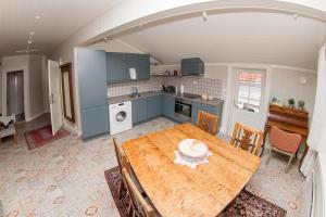 Double or Twin Room with Private External Bathroom room in Holsthuset Losji