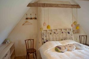 Maisons de vacances La cour pavee : photos des chambres