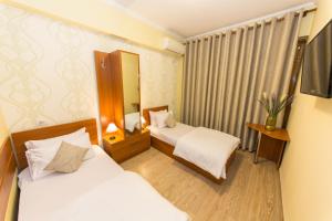 Standard Double or Twin Room with Balcony room in Hotel Baron