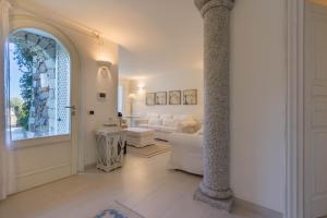 Villa Bougainvillea con piscina e giardino privato a pochi passi dal mare