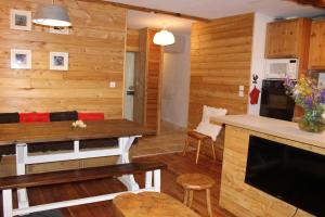 Appartements appartement style chalet centre Barcelonnette : photos des chambres