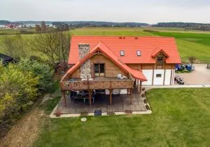 Dom nad Krzywym - prywatna plaża, 2 boiska, sauna, plac zabaw - Stacze