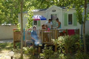 Campings Camping Officiel Siblu La Reserve : photos des chambres