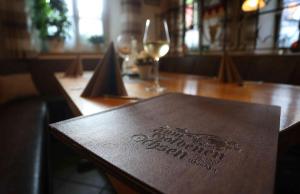 Gasthof Hotel Weinbau "Zum Goldenen Ochsen"