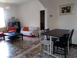 Stunning Aptm in Villa