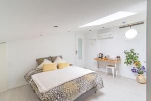 Chambre et appartements entre le Pont d Avignon et le Palais des Papes