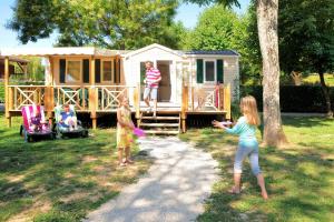 Campings Camping RCN La Bastide en Ardeche : photos des chambres