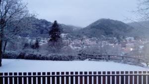 Hotels Hotel St Joseph : Chambre Familiale - Vue sur Montagne