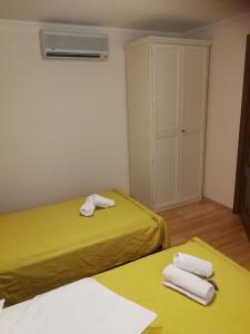 Guesthouse Barboska - big outdoor swimming pool & private tennis court