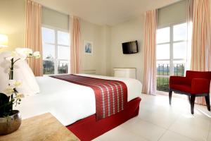 Double Connecting Room room in Exe Gran Hotel Solucar