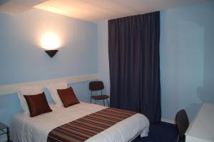 Hotels Le Central : photos des chambres