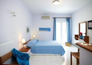 Studio with Balcony and Mountain View- Second floor
