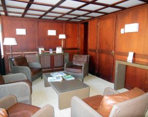 Logis Hotel Saint-Roch photo 24