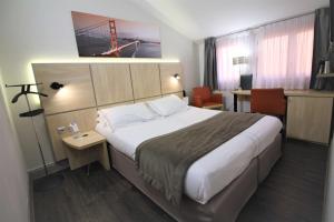 Hotels Best Western Lyon Saint-Antoine : Chambre Lit Queen-Size Confort
