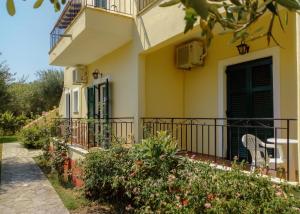 Oliveland Apartments Corfu Greece