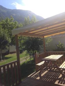 Campings Camping Happy Pyrenees : photos des chambres