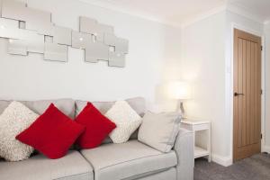 High Hedges Apartment B