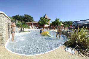 Campings Camping Padimadour : photos des chambres