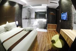 Here Hotel
