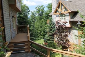 Les Falaises by Rendez-Vous Mont-Tremblant