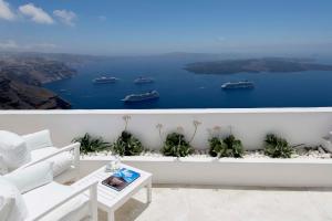 Gorgona Villas Santorini Greece