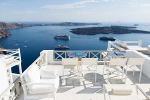 Gorgona Villas Santorini Greece