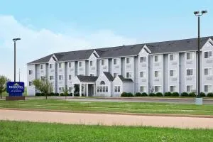 Microtel Inn by Wyndham Champaign - دانفيل