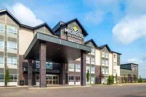Microtel Inn & Suites by Wyndham Red Deer - Sylvan Lake