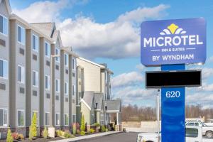 Microtel Inn & Suites by Wyndham Cadiz