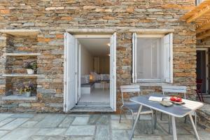 Xyla Beach Studios Kea Greece
